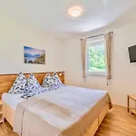 Ferienhaus2, Ideal Fuer 2 Paare Und , Terrasse, 85m2, 2 Baeder, Aktivurlaub Am Und In Den Bergen 別荘 デーブリアッハ