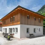 Ferienhaus2, Ideal Fuer 2 Paare Und , Terrasse, 85m2, 2 Baeder, Aktivurlaub Am Und In Den Bergen 別荘