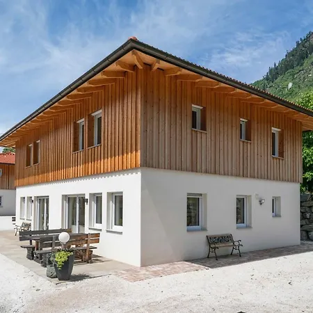 2ferienhaus, Ideal Fuer 2 Paare Und , Terrasse, 85m2, 2 Baeder, Aktivurlaub Am Und In Den Bergen 度假居