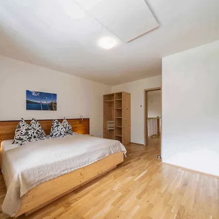 2ferienhaus, Ideal Fuer 2 Paare Und , Terrasse, 85m2, 2 Baeder, Aktivurlaub Am Und In Den Bergen 別荘