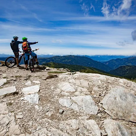 2ferienhaus, Ideal Fuer 2 Paare Und , Terrasse, 85m2, 2 Baeder, Aktivurlaub Am Und In Den Bergen 多布里亚赫